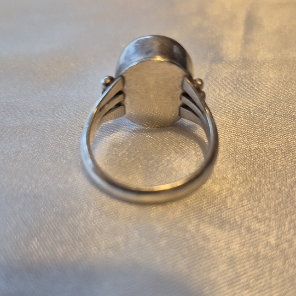 American Vintage Silver Ring with Green Stone - Picture 3 of 6